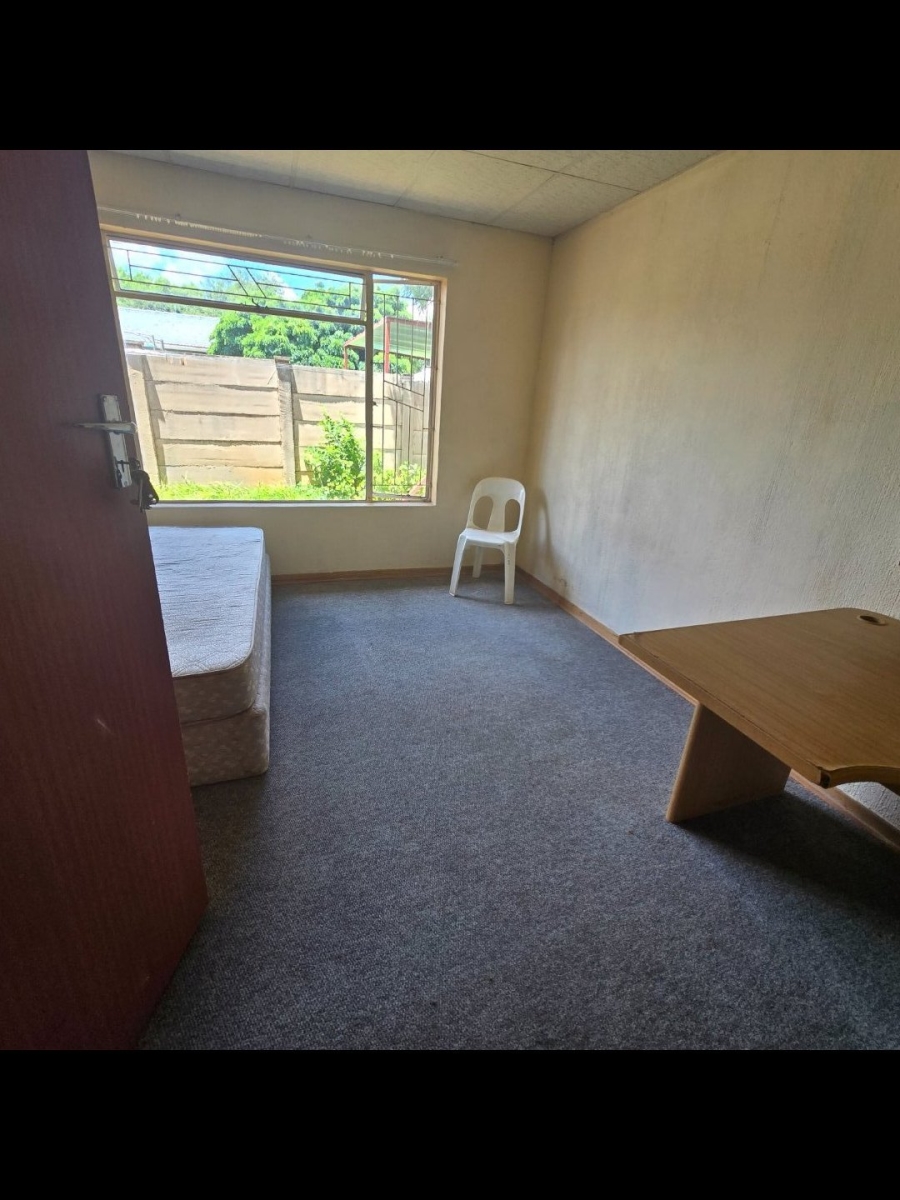 13 Bedroom Property for Sale in Universitas Free State